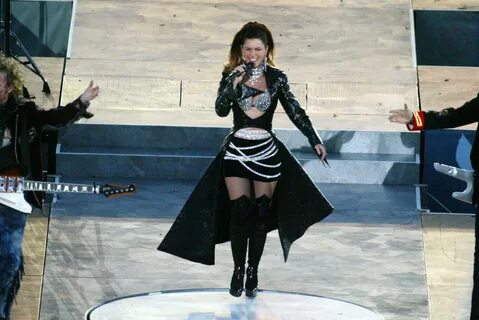 Shania Twain - More Free Pictures 1