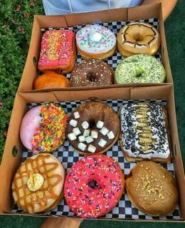 #donuts #eat #foods #delicious Delicious donuts, Yummy food,