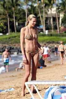 Brooke Burns Bikini Candids on Beach in Maui - HawtCelebs