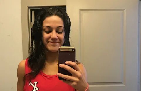 Bayley Nude - Have Naked Photos Of WWE Star Leaked? PWPIX.ne