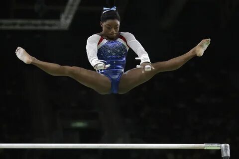 Simone Biles At Rio Olympics 2016 : Simone Biles wins fourth