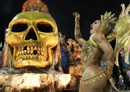 Танцуют все и везде: в Рио-де-Жанейро стартовал ежегодный ка
