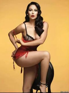 Sugey Abrego desnuda en Playboy México Diciembre 2013 BytePo