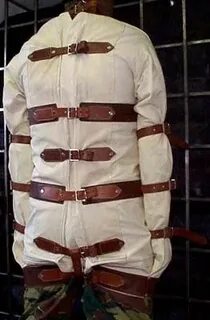 straight jacket Halloween Stuff in 2019 Straight jacket, Lea