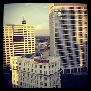 Downtown Atlanta - 32 подсказки(-ок)