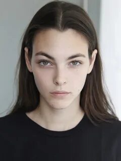 Vittoria Ceretti Hair : Vittoria Ceretti Vogue Dating Boyfri