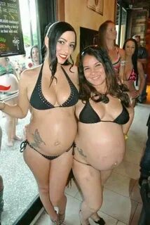 Pregnant twins 