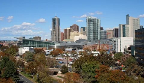File:Downtown Denver-02.jpg - Wikimedia Commons