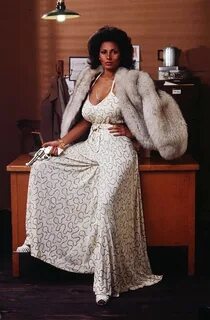 Pam Grier MLTSHP