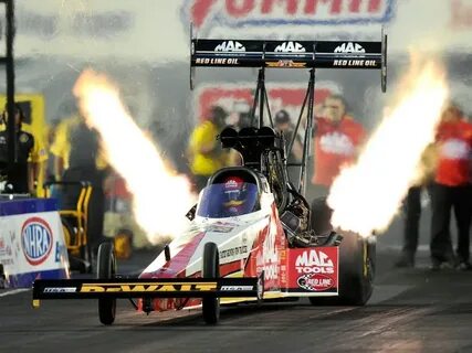 Kalitta races to Top Fuel qualifying lead at Norwalk AccessW