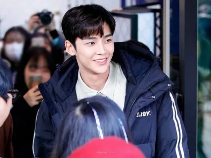 rowoon pics #RPM в Твиттере: "181205- rowoon way #로운; #김석우.