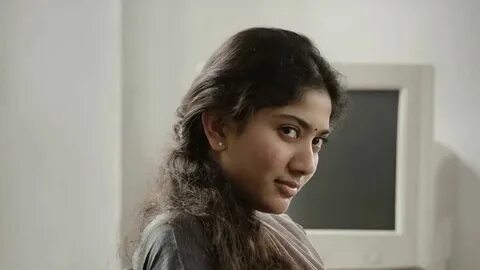 Sai Pallavi (Malar) of Premam Photo Gallery Plumeria Movies