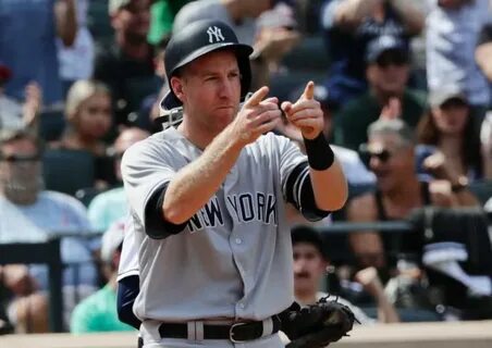 Bleeding Yankee Blue: FRAZIER & THUMBS DOWN MET FAN HANG OUT