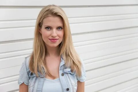 Barbara Dunkelman Bravely Reveals She Is A Transwoman - Imgu