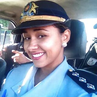 Julia Liers Brazilian Police officer naked - Photo #8