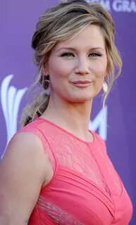 Celebrity Pictures Gossip: Jennifer Nettles