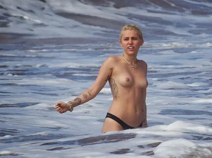 Miley Cyrus Sexy Bikini Photos In Hawaii - Naked and Amazing