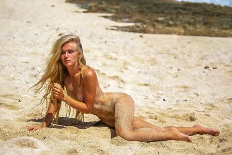 Yulia Vasilyeva una preciosa y esquiva modelo rusa desnuda B