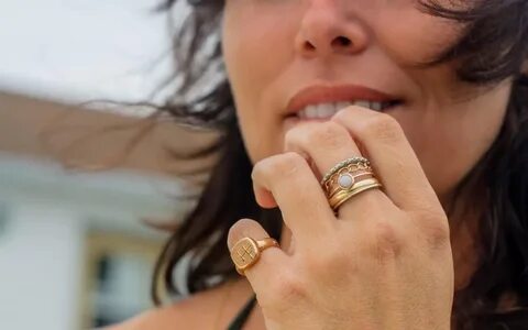 Rings 101: A Woman’s Guide To Wearing Ring