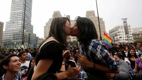 Мексика планирует узаконить однополые браки Euronews
