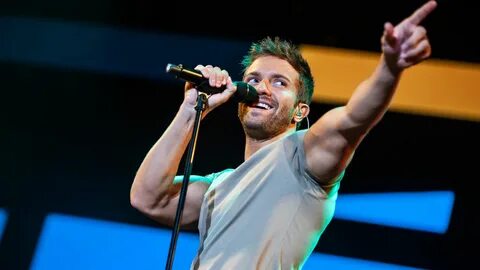 Pablo Alborán, un príncipe en El Real The Luxonomist Steven Tyler, Elton Jo...