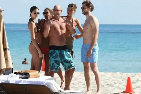 Ali Kay in bikini at the beach in Miami-28 GotCeleb
