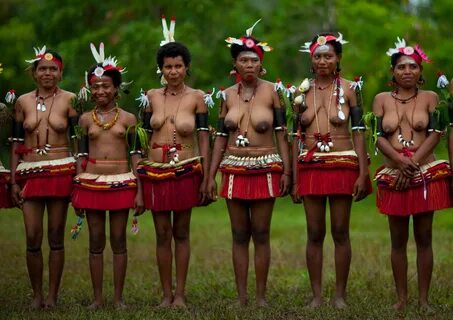 Голые женщины разных народов (78 фото) - секс фото