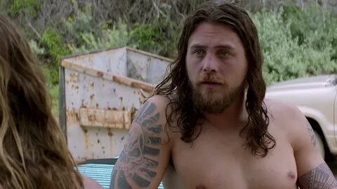 ausCAPS: Ben Robson and Jake Weary shirtless in Animal Kingd