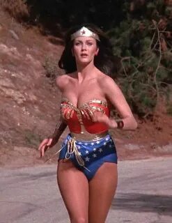 Lynda Carter: Hottest Sexiest Photo Collection (With images)