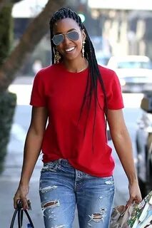Kelly Rowland in Jeans and Red Shirt -03 GotCeleb