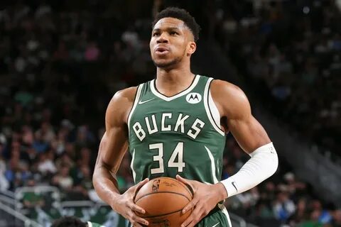 Hawks unhappy about Giannis Antetokounmpo's free-throw viola