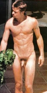 Brad pitt fully naked