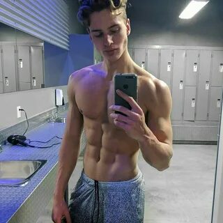 Locker Room (13)