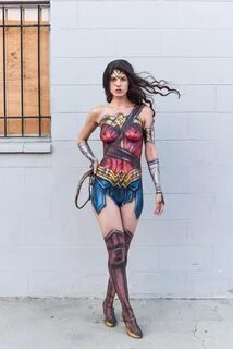 wonder-woman-body-paint Roustan Bodypaint