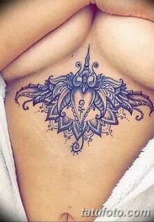 фото тату под женской грудью 26.01.2019 № 135 - tattoo under the breasts - ...