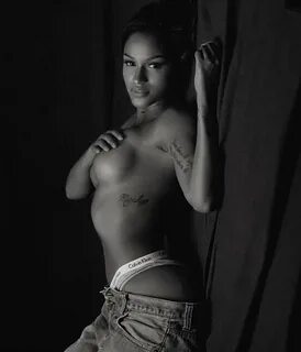 Fanny Neguesha: la sexy venere nera - FOTO