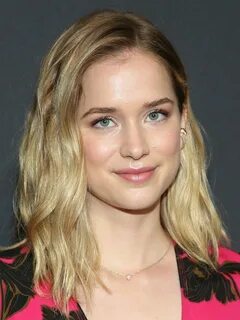 Pin by Al Boyd on elizabeth lail Elizabeth lail, Hairdo, Bea