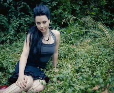 Evanescence and Amy Lee photo gallery