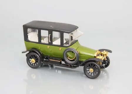 Уценка! Руссо-Балт С24/30 с кузовом "Лимузин-Берлин" (1913) 
