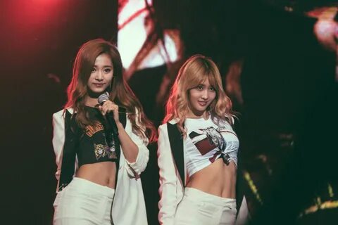 Hirai Momo Abs posted by Samantha Thompson