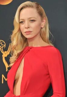 55+ Sexy Portia Doubleday Boobs Pictures Are Paradise On Ear