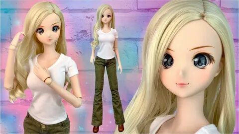 Download Our first Smart Doll unboxing