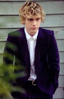 78 Evan Peters 3 ideas evan peters, evan, american horror st