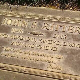 John Ritter's Grave - Посетителей: 4