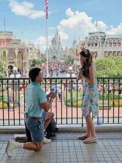 Alexandra and Steven’s Proposal on The Knot's HowTheyAsked.c