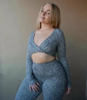 BBW DRESSED 217 - 50 Pics xHamster