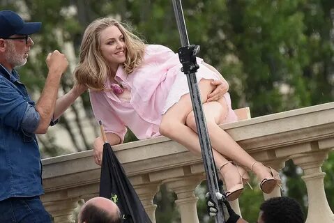 Amanda Seyfried Paris Photoshoot xPornvlNaked