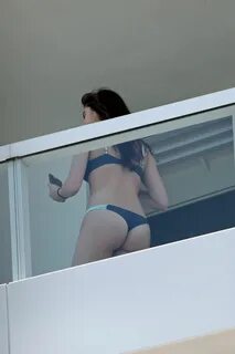 Hailee Steinfeld Bikini Candids in Miami