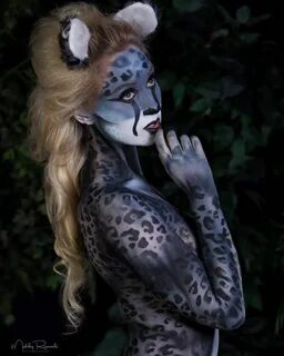 #Portrait of a Snow leopard #model @teela_rae #bodypaintmaga