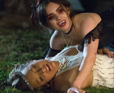 Review Lesbian Vampire Killers Nameless Horror SEXY HOT GIRL